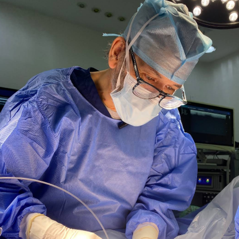Dr. Isaac Barréa