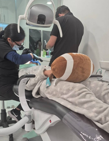 Dr. Andres Peña | Dentandent